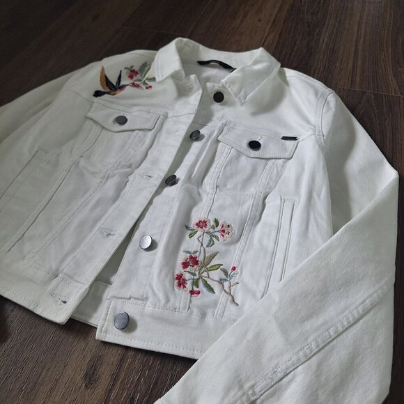 NWOT G.I.L.I. Hummingbirds Floral Embroidered Denim Jean Jacket Size 8 - Picture 6 of 8